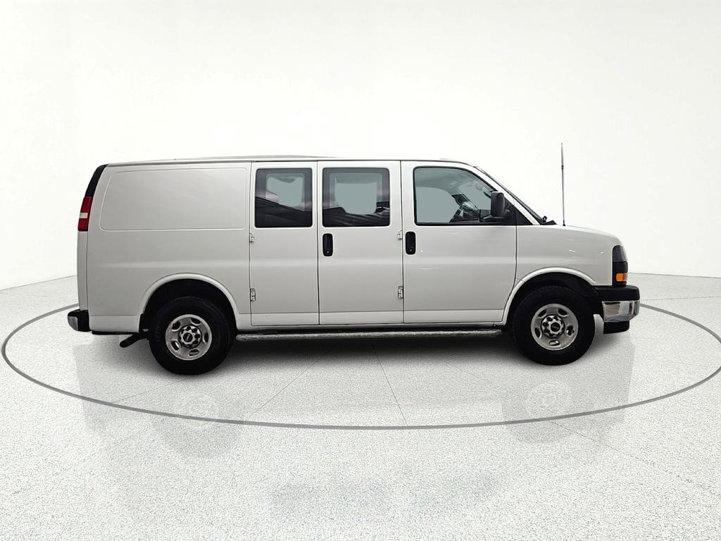 Used 2020 GMC Savana 2500 w/ Driver Convenience Package image 4