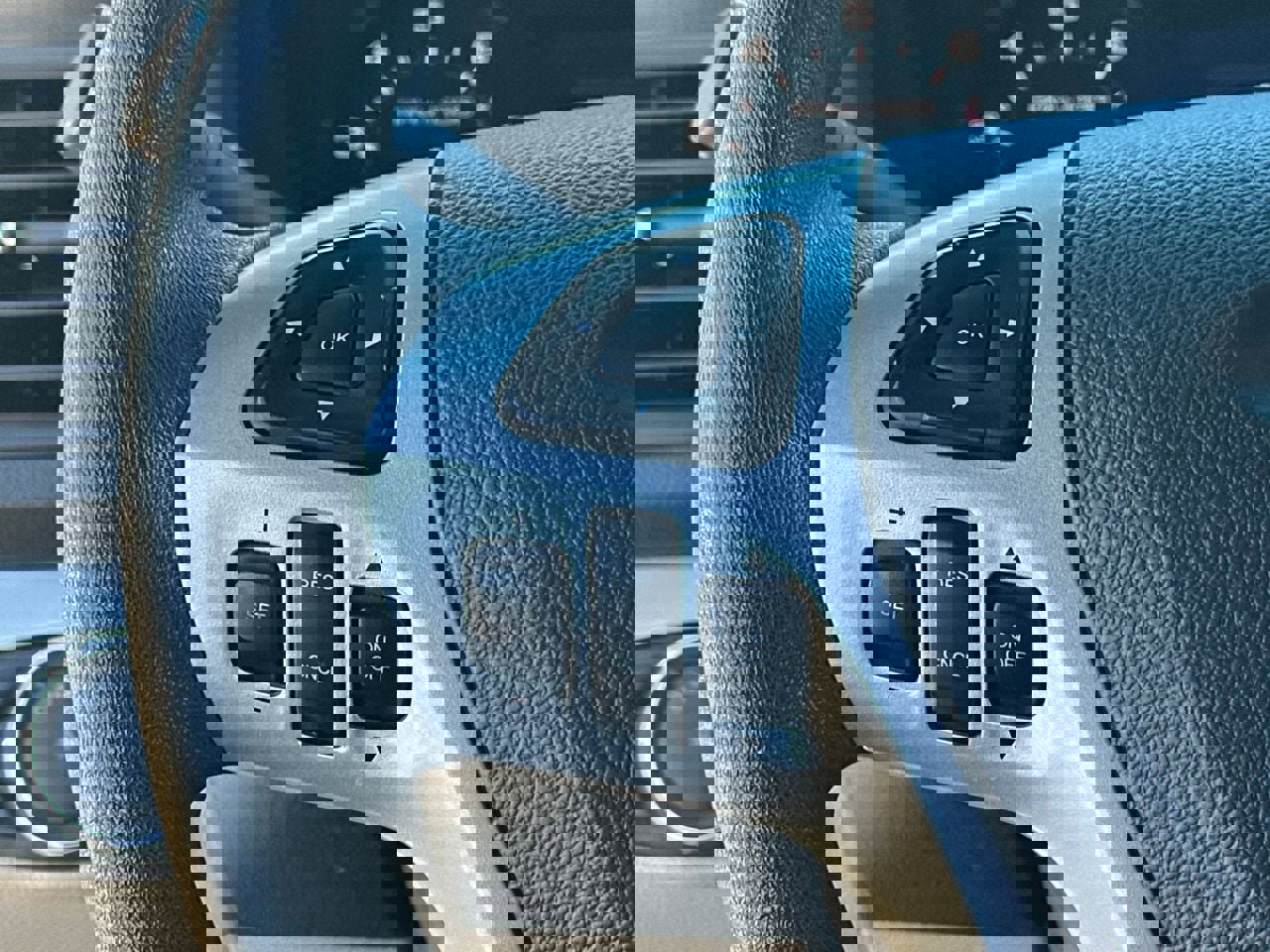 Used 2015 Ford Explorer FWD image 24