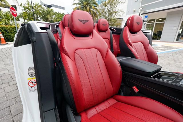 Used 2024 Bentley Continental GT V8 image 87