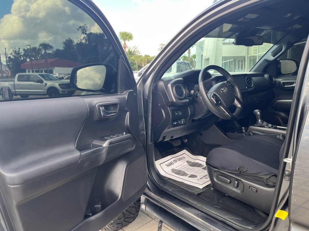 Used 2023 Toyota Tacoma TRD Sport w/ Advanced Technology Package AWD/4WD image 11