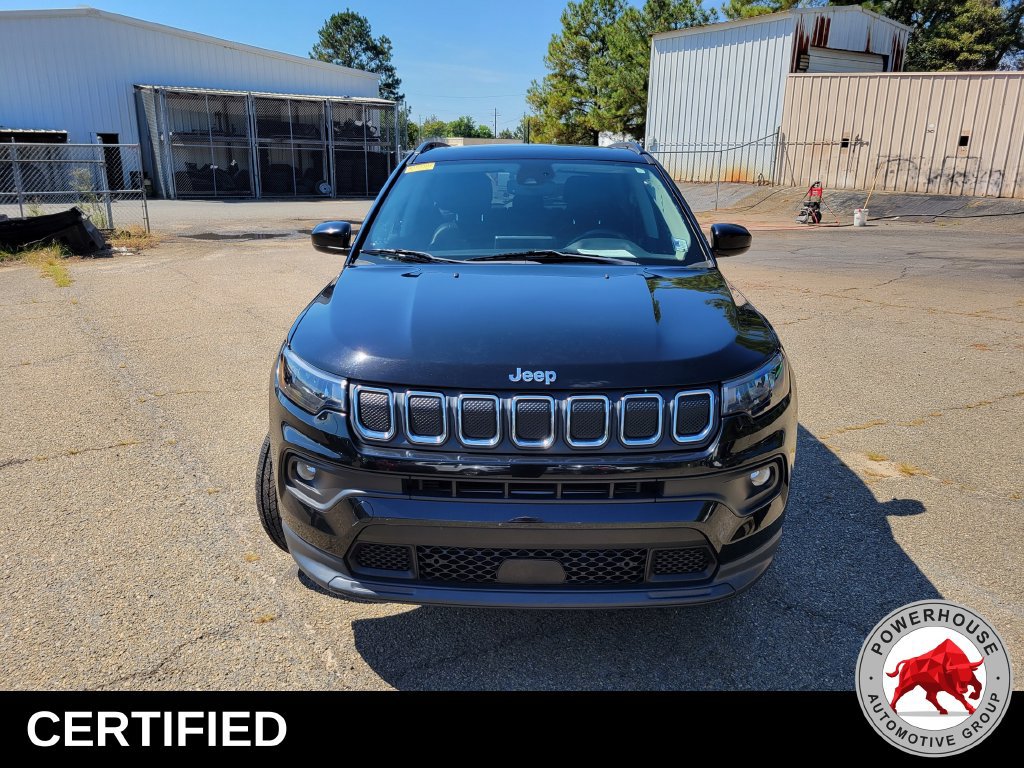 Used 2022 Jeep Compass Latitude w/ Sun and Sound Group AWD/4WD image 10