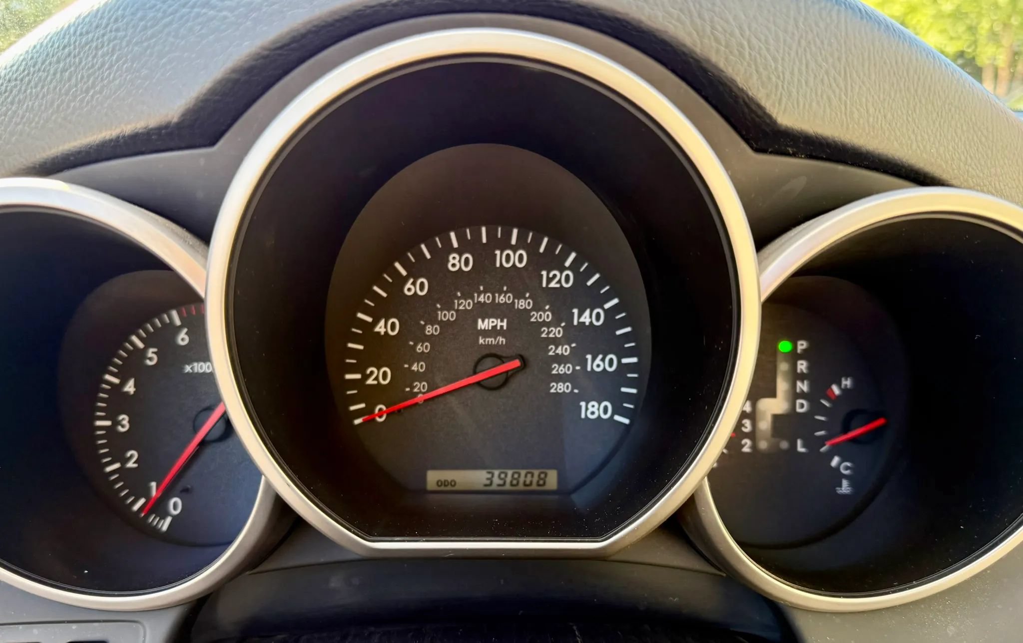 Used 2004 Lexus SC 430 Convertible RWD image 37