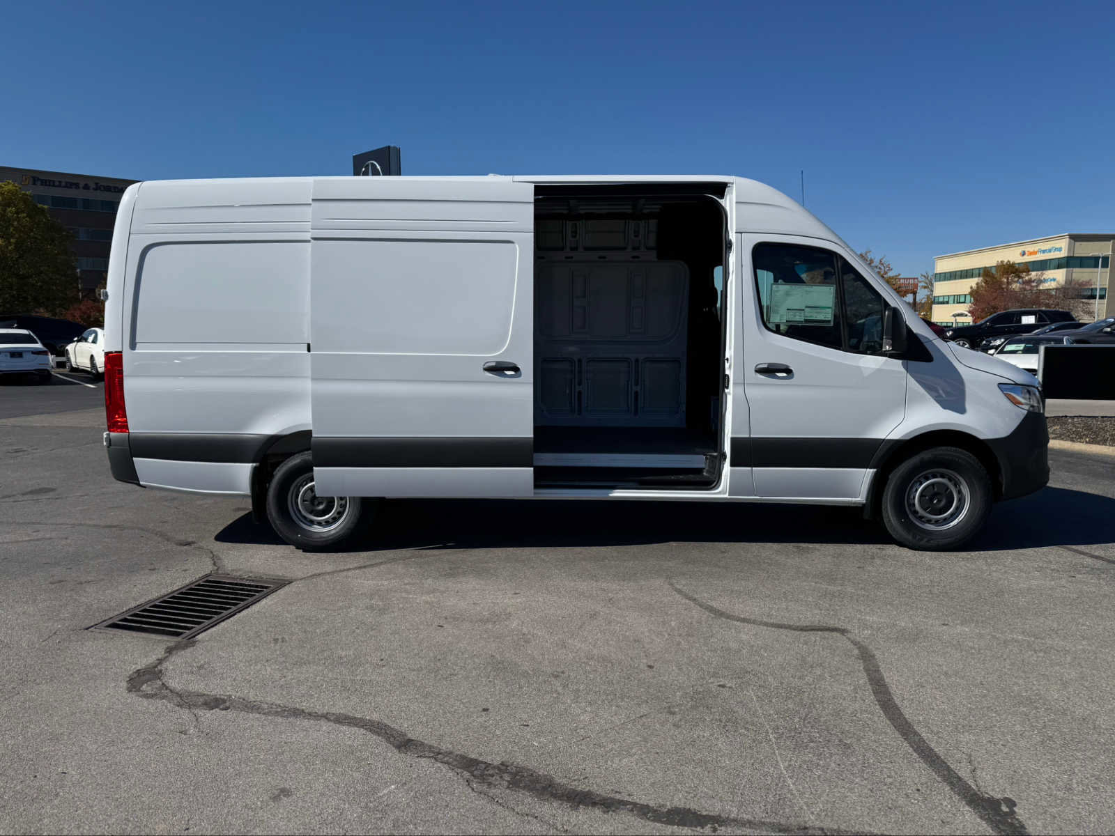 New 2025 Mercedes-Benz Sprinter 2500 image 10