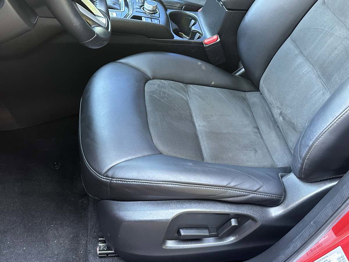 Used 2020 MAZDA CX-5 Touring FWD image 11