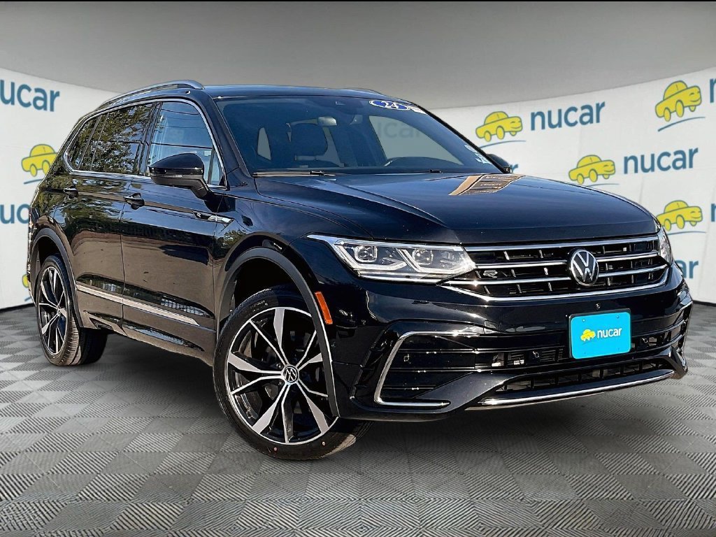Used 2024 Volkswagen Tiguan SEL R-Line AWD/4WD image 1