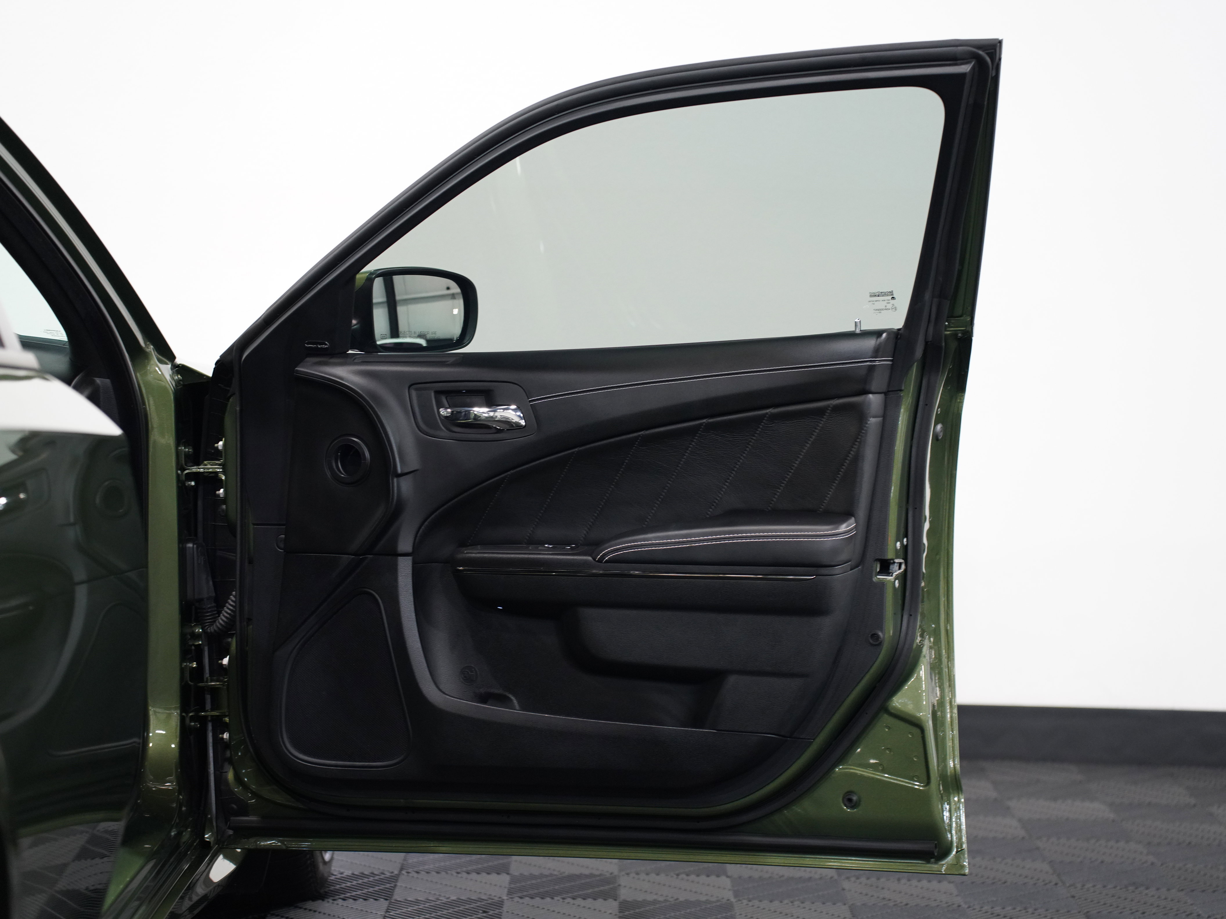 Used 2021 Dodge Charger SRT Hellcat image 24