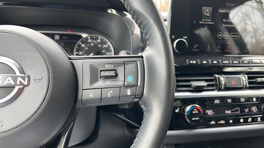 Used 2022 Nissan Pathfinder SL image 27