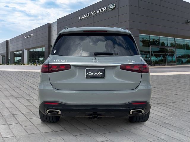 Used 2024 Mercedes-Benz GLS 580 4MATIC image 4