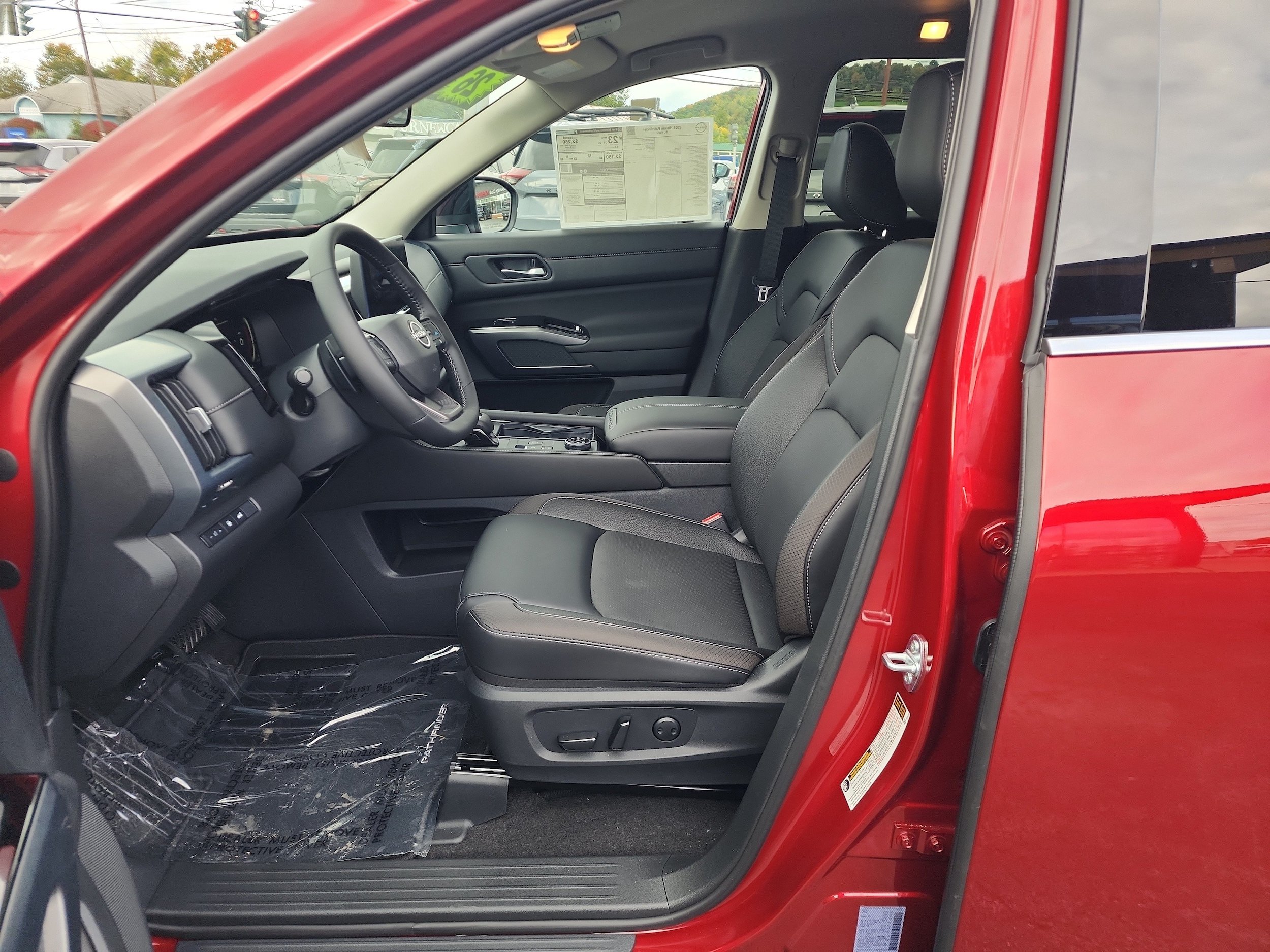 New 2026 Nissan Pathfinder SL AWD/4WD image 11