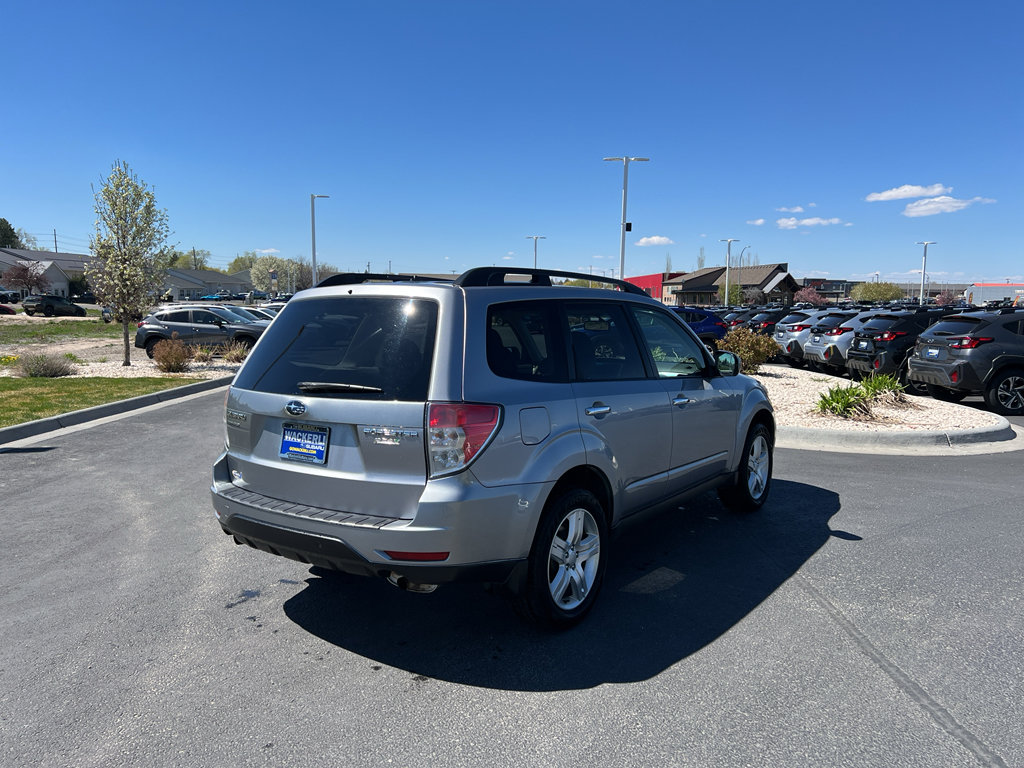 Used 2010 Subaru Forester 2.5X Premium AWD/4WD image 4
