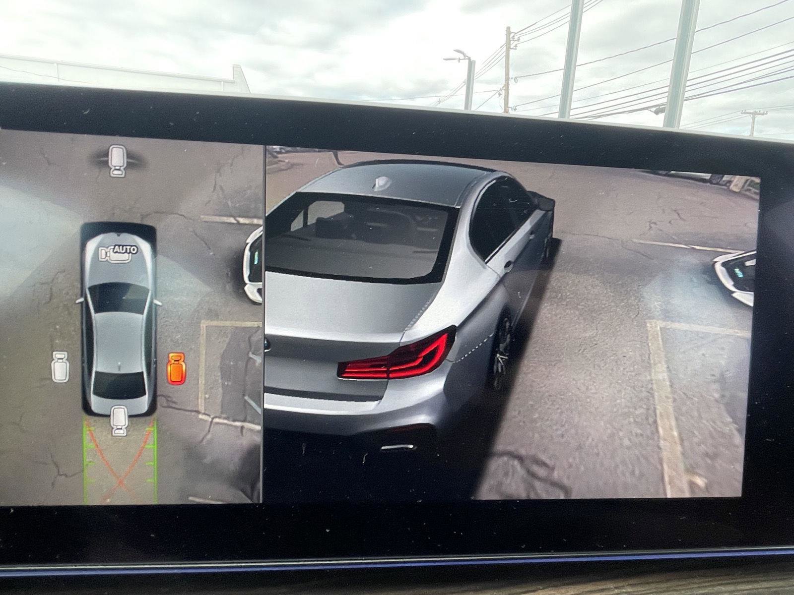 Used 2019 BMW 540i xDrive w/ Premium Package image 16