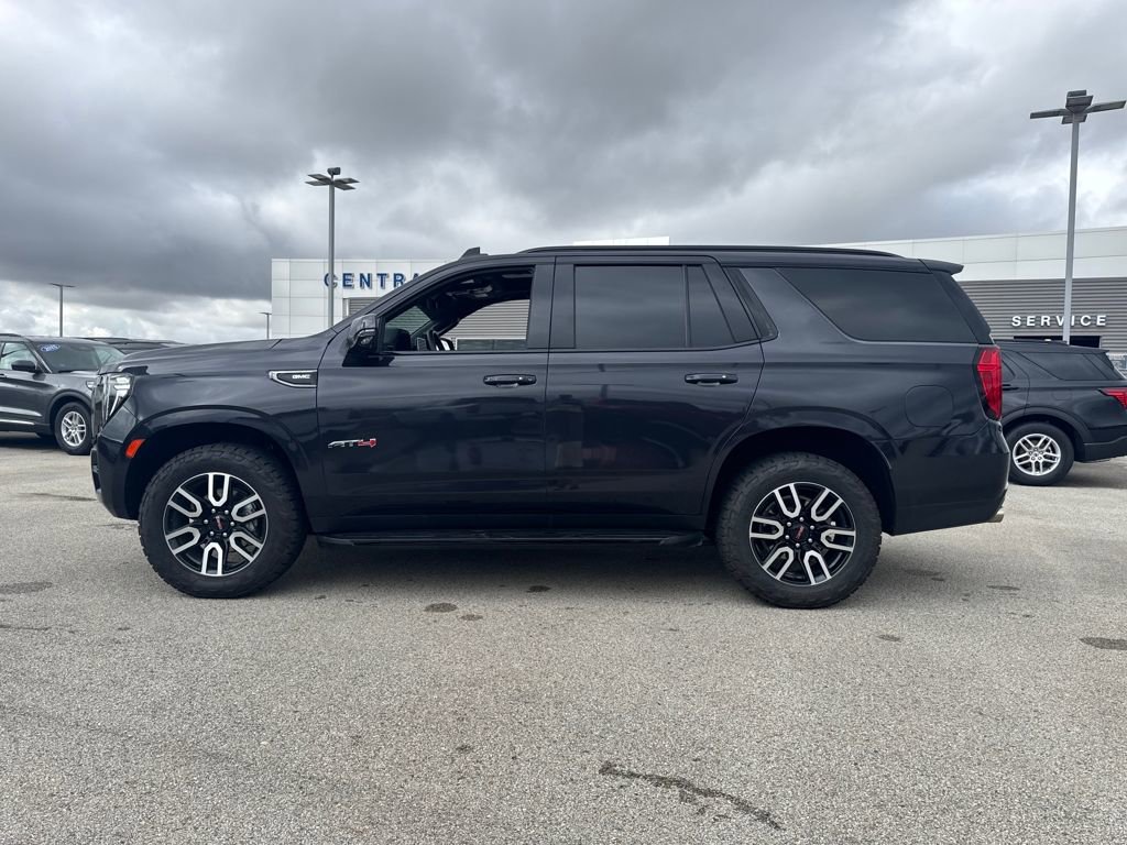 Used 2024 GMC Yukon AT4 w/ Technology Package image 2