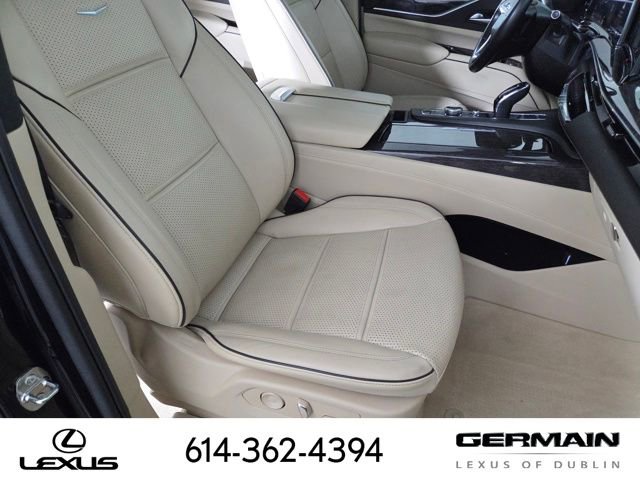 Used 2023 Cadillac Escalade Premium Luxury AWD/4WD image 29