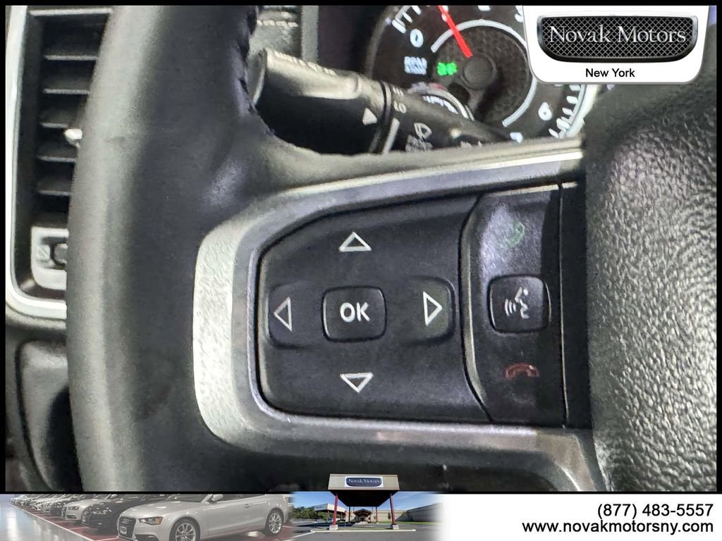 Used 2023 RAM 1500 Laramie AWD/4WD image 16