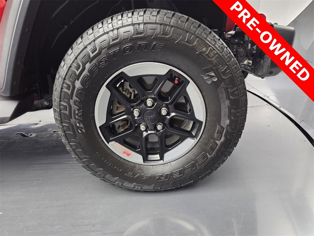 Used 2018 Jeep Wrangler Unlimited Rubicon w/ Dual Top Group image 11