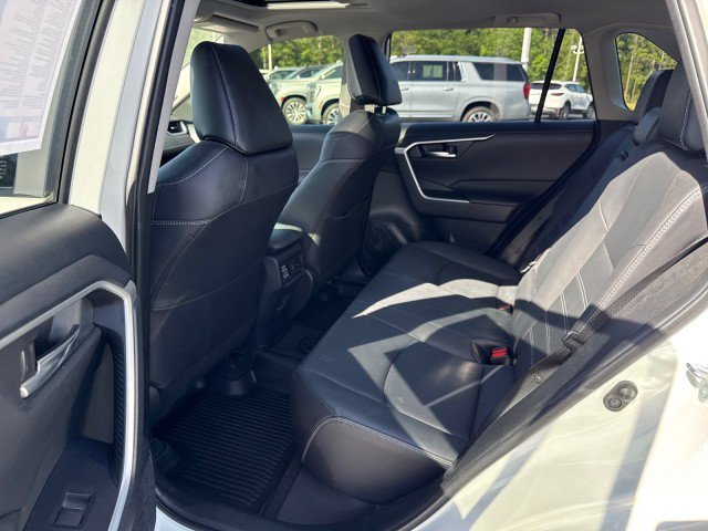 Used 2022 Toyota RAV4 XLE Premium FWD image 16