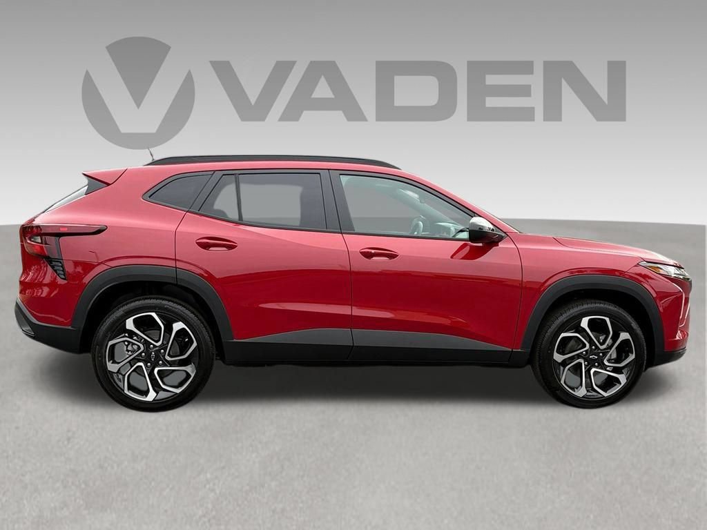 New 2026 Chevrolet Trax RS w/ Driver Confidence Package FWD image 16