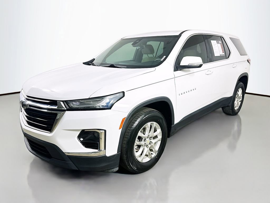 Used 2023 Chevrolet Traverse LS w/ Safety Package FWD video 3