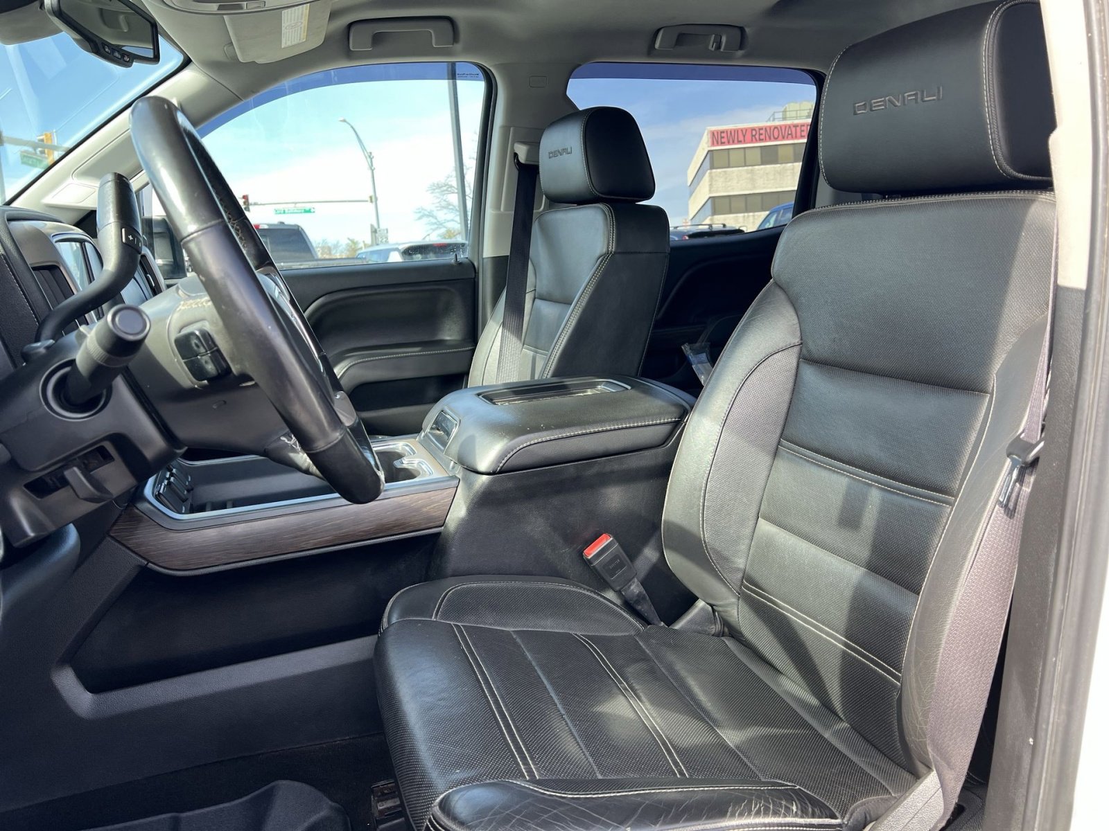 Used 2017 GMC Sierra 2500 Denali w/ Duramax Plus Package image 12