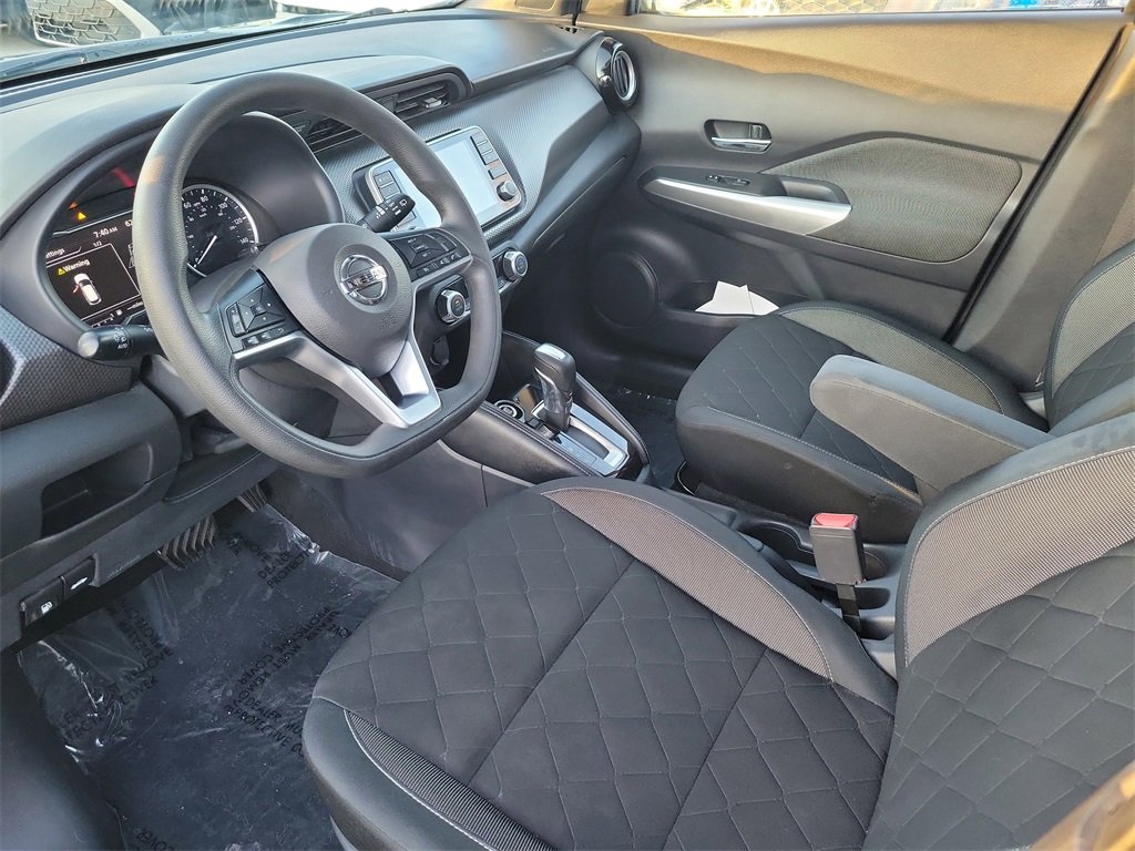 Used 2020 Nissan Kicks SV image 14