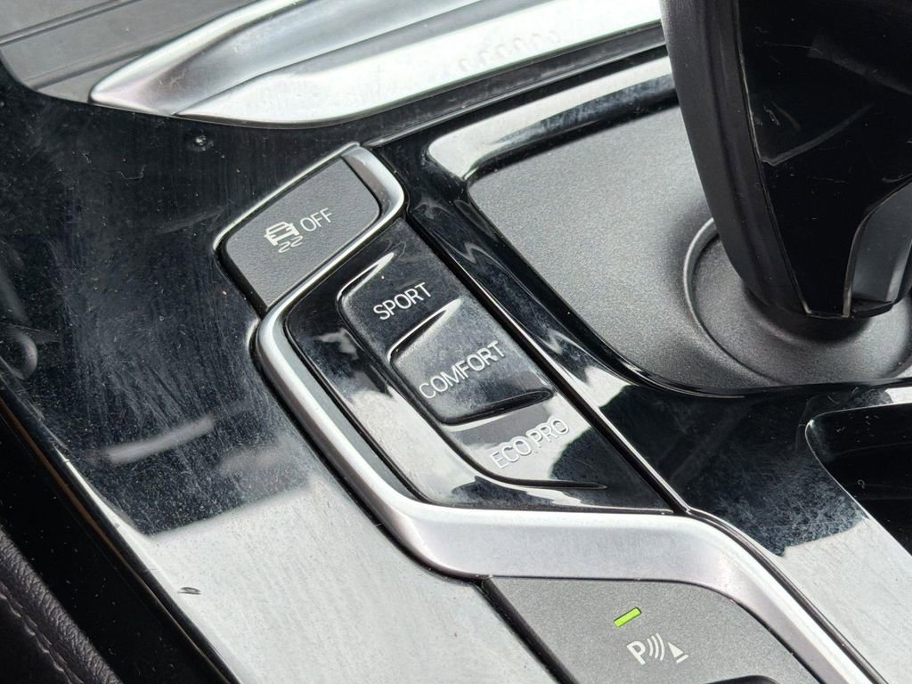 Used 2020 BMW X4 xDrive30i w/ M Sport Package 2 AWD/4WD image 15