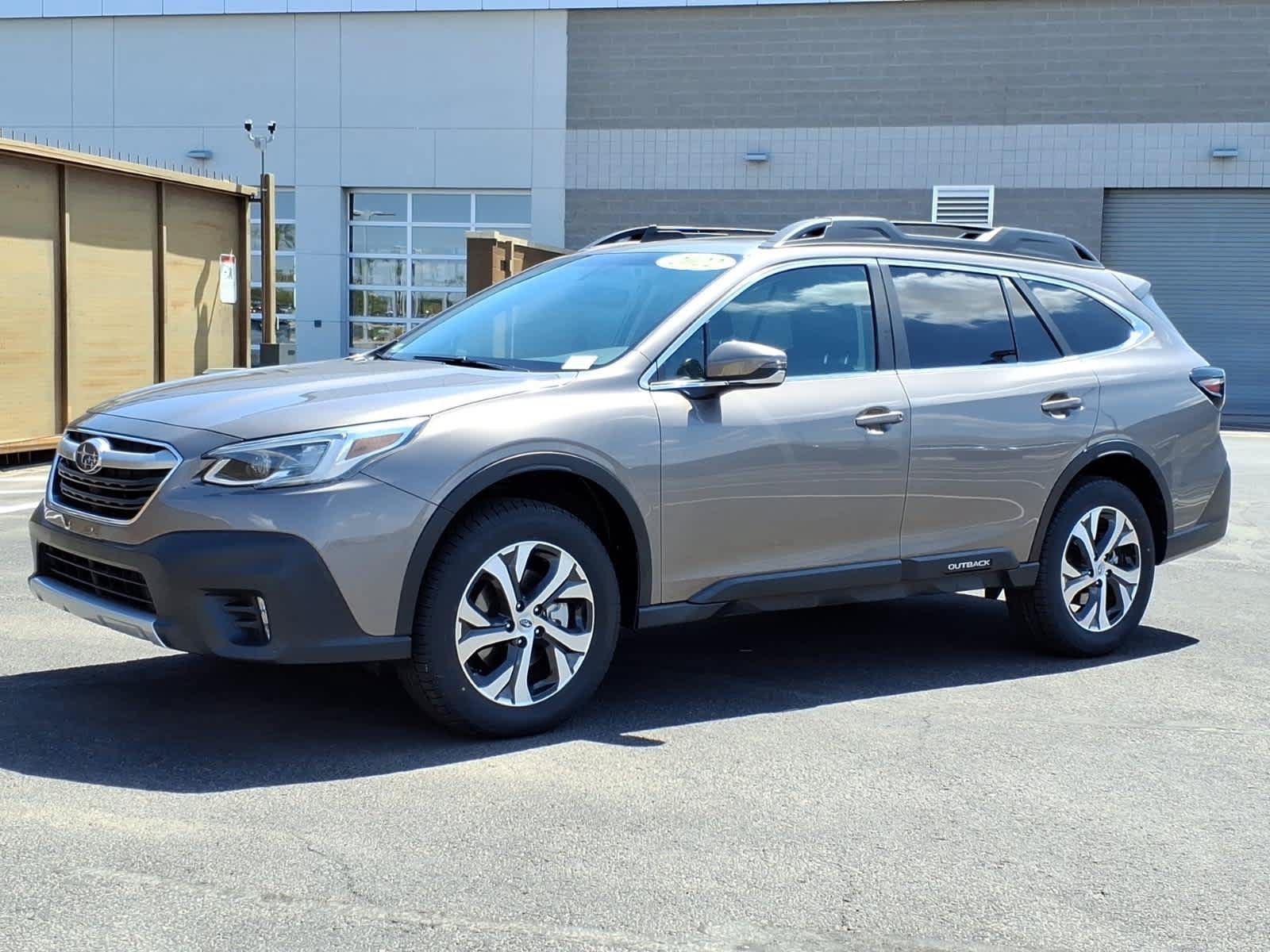 Used 2022 Subaru Outback Limited AWD/4WD image 3