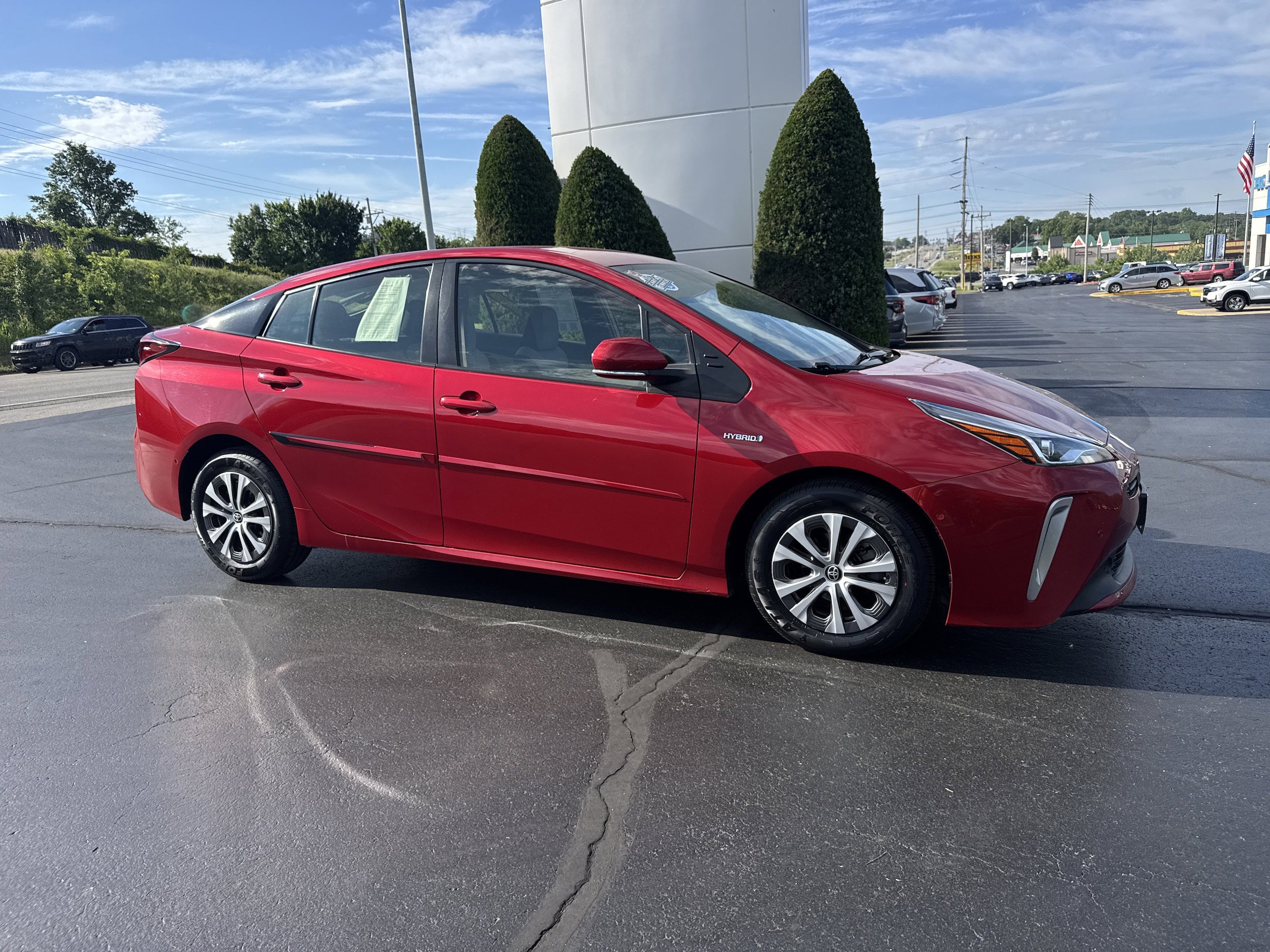 Used 2021 Toyota Prius LE w/ Carpet Mat Package (TMS) AWD/4WD video 1