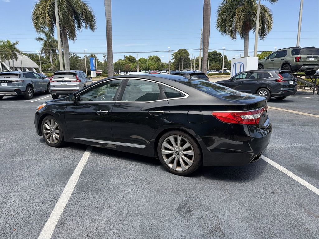 Used 2013 Hyundai Azera w/ Technology Pkg FWD image 6