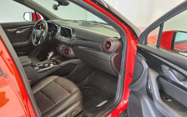 Used 2022 Chevrolet Blazer RS w/ Enhanced Convenience Package AWD/4WD image 17