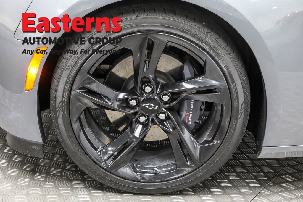 Used 2021 Chevrolet Camaro LT image 28