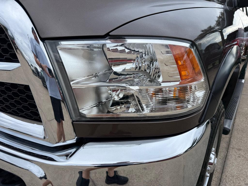 Used 2018 RAM 2500 Tradesman w/ Chrome Appearance Group AWD/4WD image 12