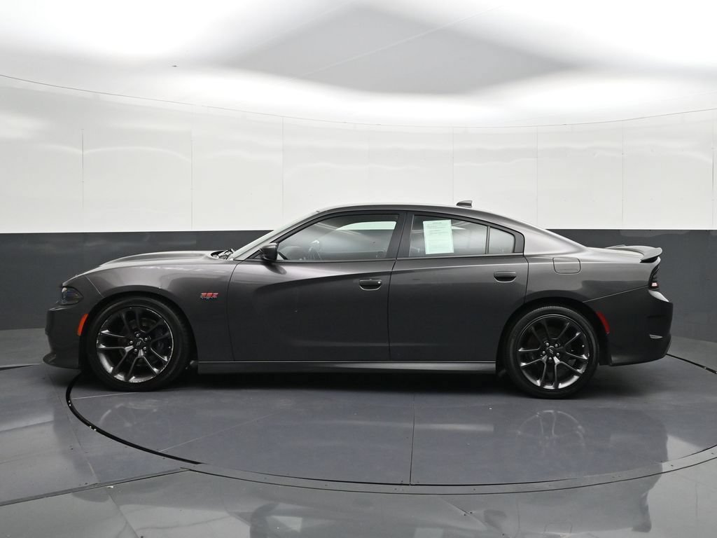 Used 2022 Dodge Charger Scat Pack RWD image 2