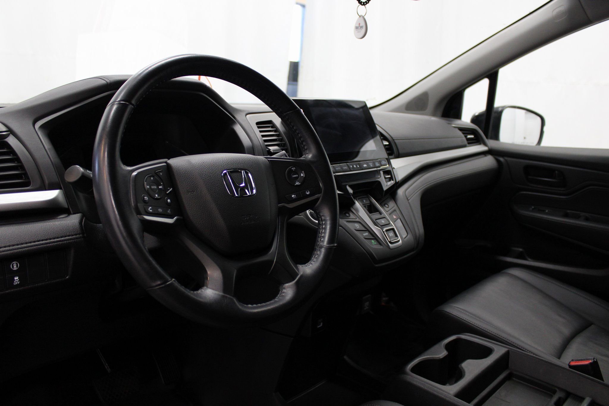 Used 2023 Honda Odyssey EX-L image 17
