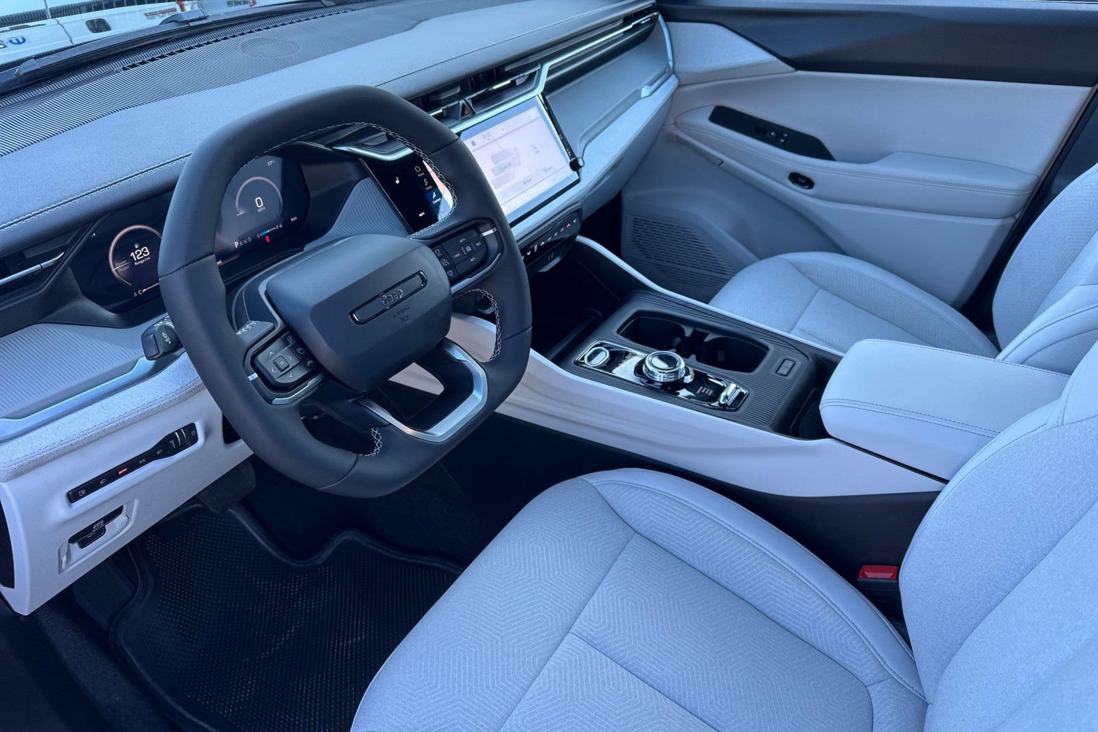 New 2026 Jeep Cherokee Laredo image 10