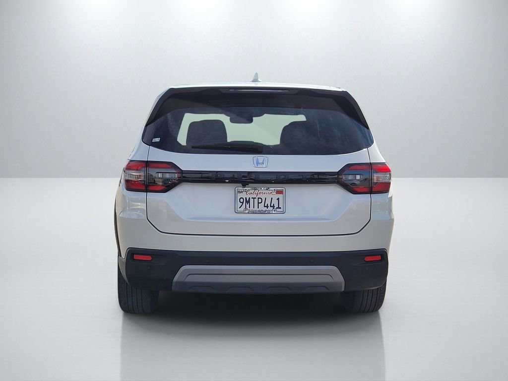 Used 2025 Honda Pilot EX-L image 5