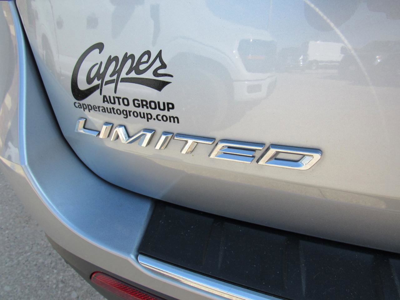 Used 2022 Ford Explorer Limited w/ Equipment Group 301A image 44