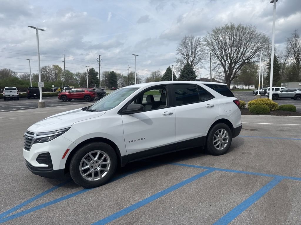 Used 2024 Chevrolet Equinox LS image 6