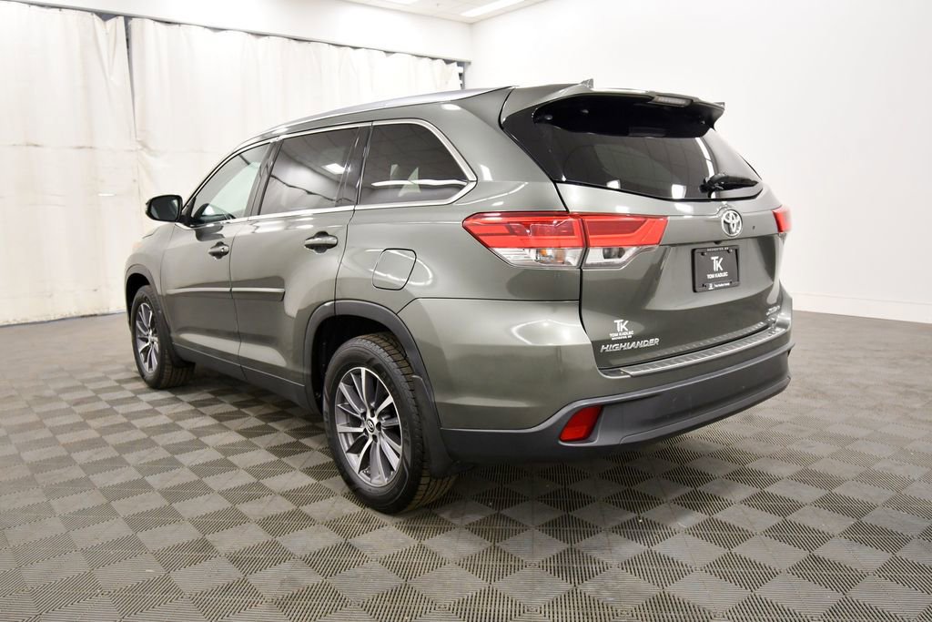 Used 2019 Toyota Highlander XLE w/ Protection Package #3 AWD/4WD image 5