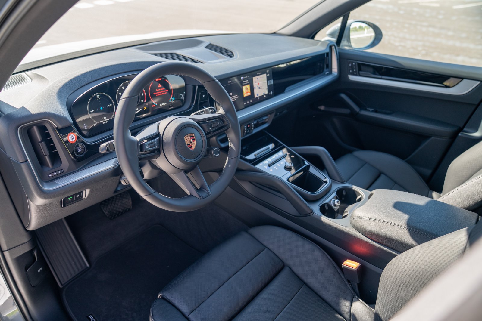 New 2026 Porsche Cayenne AWD/4WD image 4