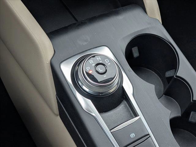 Used 2021 Ford Escape SEL w/ Class II Trailer Tow Package image 18