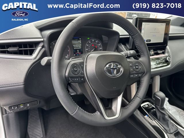 Used 2025 Toyota Corolla Cross SE w/ Moonroof Package image 24
