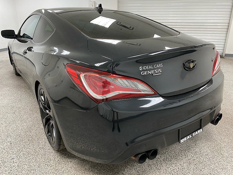 Used 2014 Hyundai Genesis 2.0T image 7