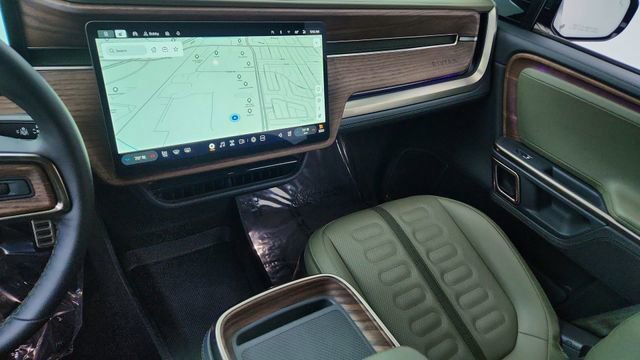 Used 2024 Rivian R1T Adventure AWD/4WD image 44