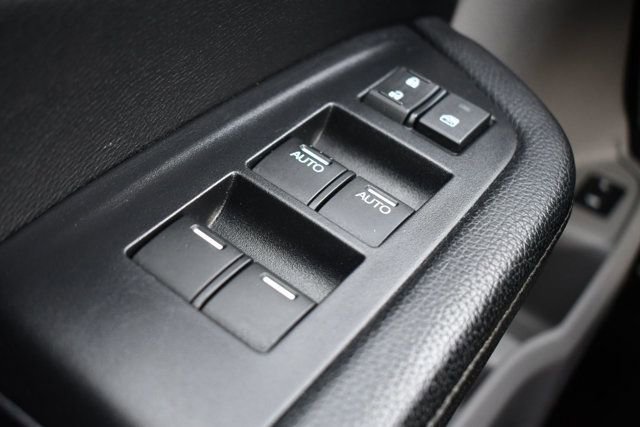 Used 2019 Honda Pilot Touring image 15