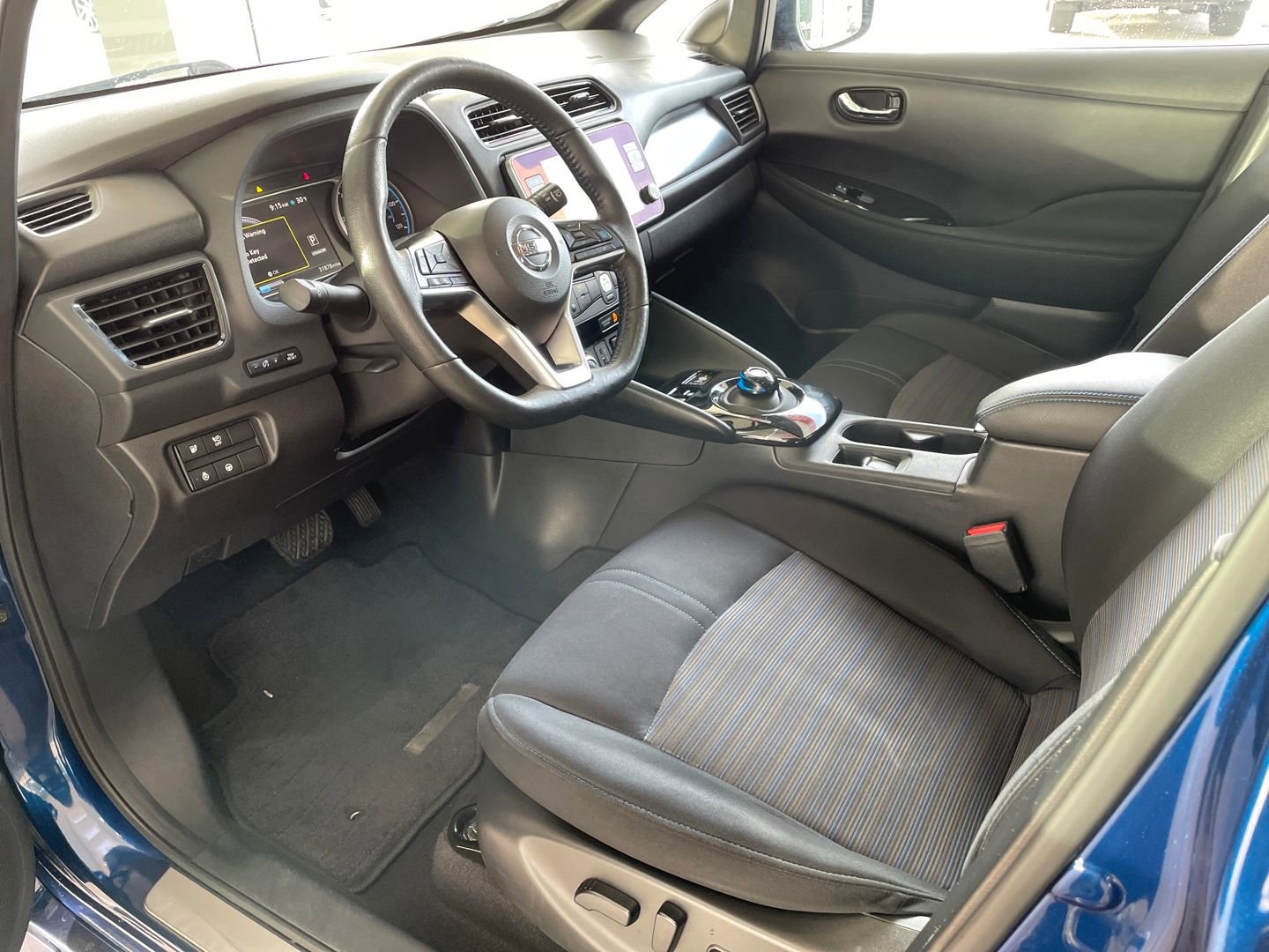 Used 2022 Nissan Leaf SV Plus image 10