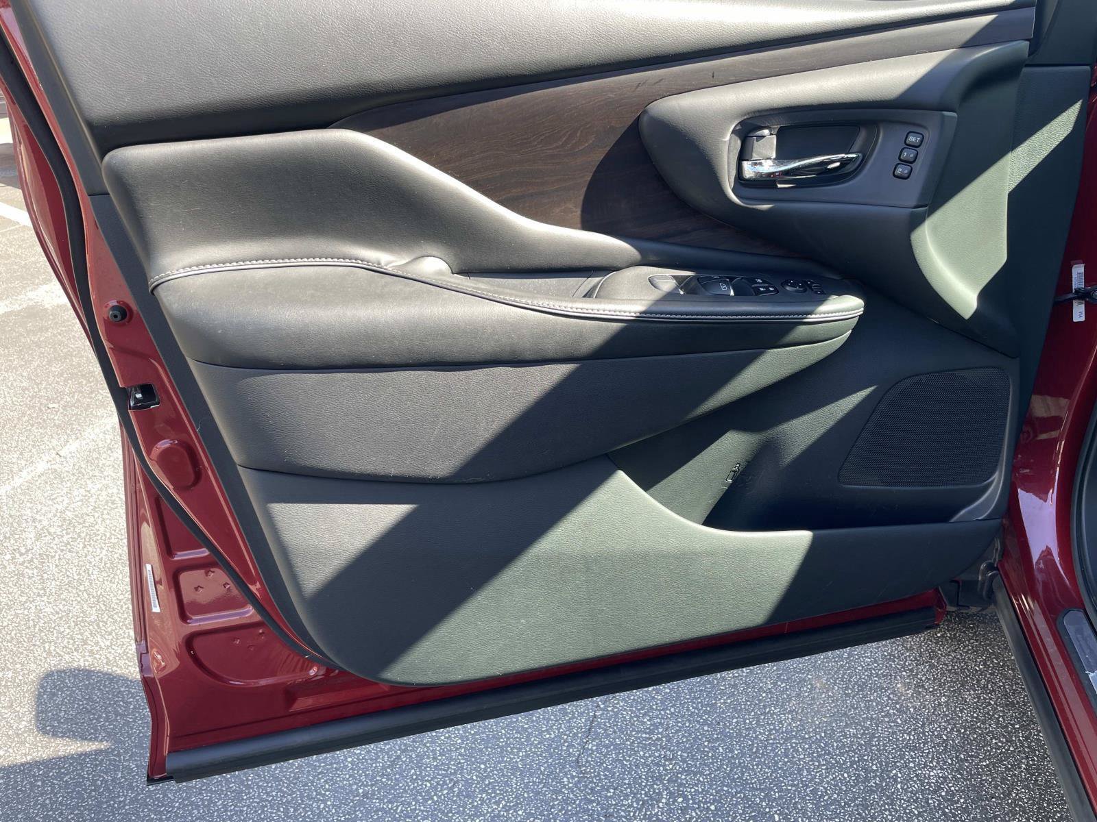 Used 2020 Nissan Murano Platinum FWD image 20