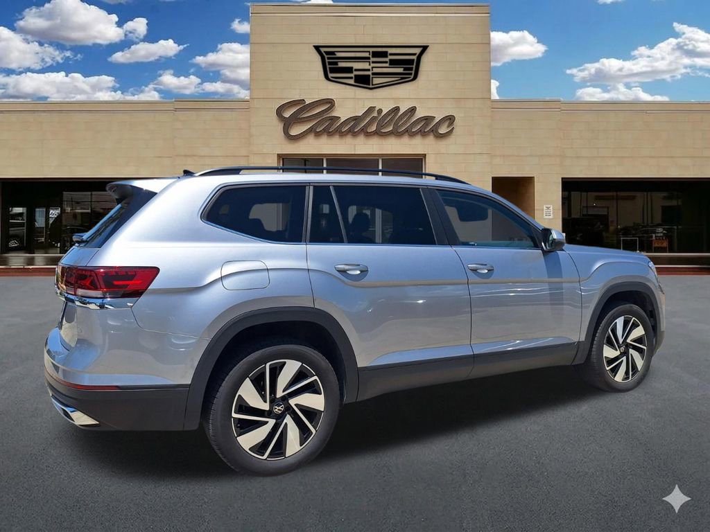 Used 2025 Volkswagen Atlas SE FWD image 3