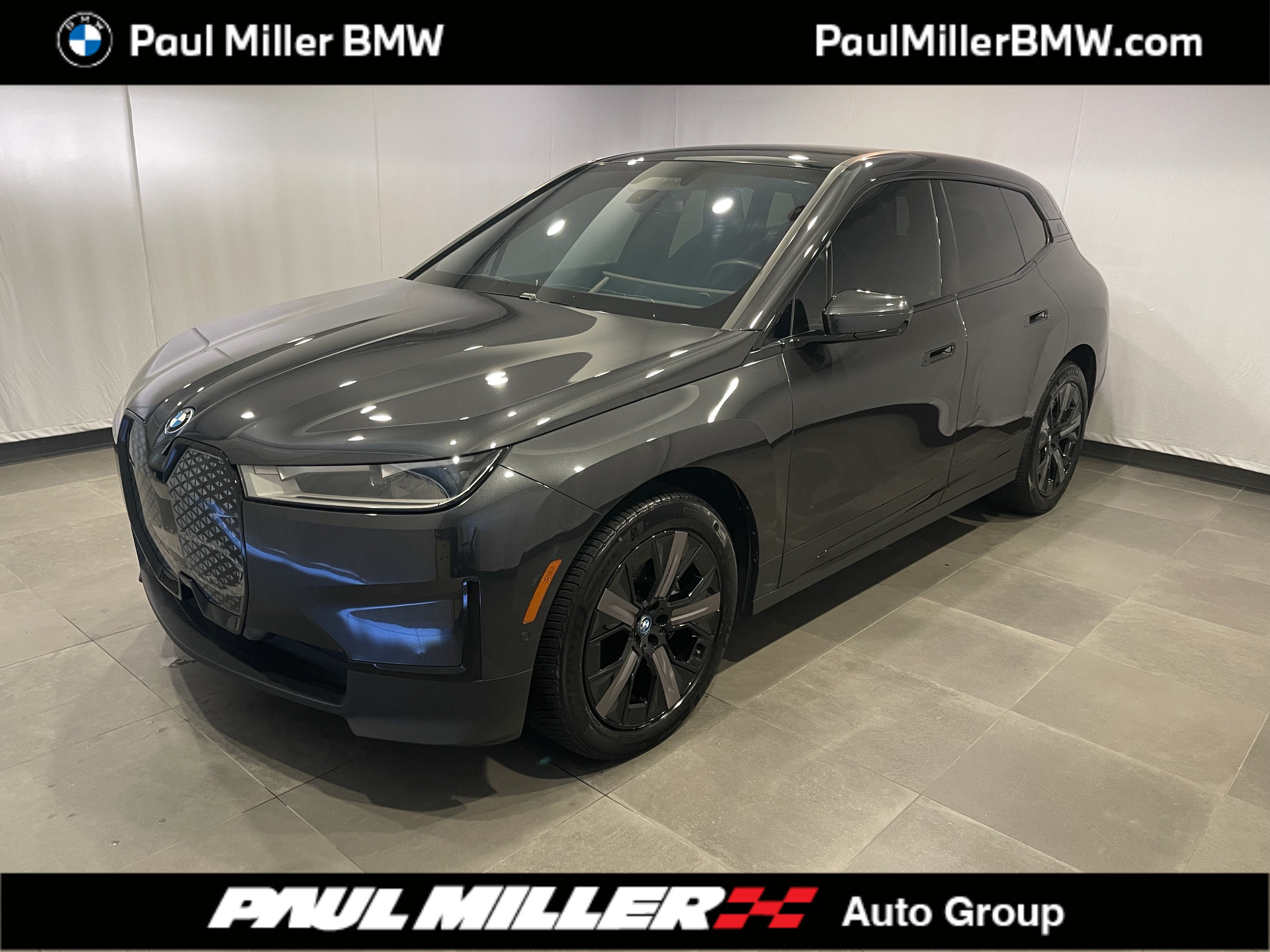 Certified 2024 BMW iX xDrive50 AWD/4WD image 1