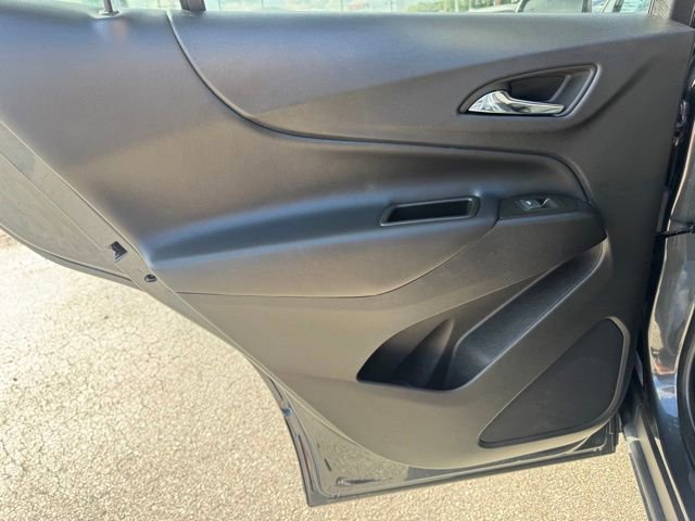 Used 2023 Chevrolet Equinox LT w/ Driver Convenience Package FWD image 10