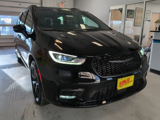 New 2026 Chrysler Pacifica Select image 40